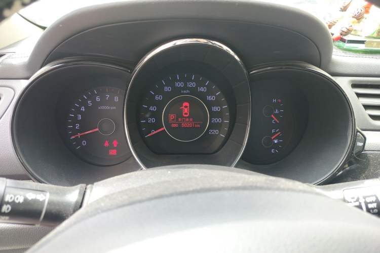 Used Kia K2 2012 Hatchback 1.6L AT Premium Instrument Cluster