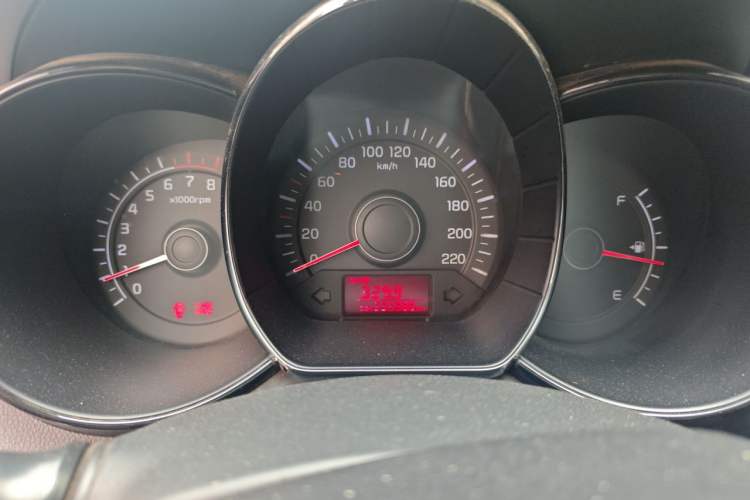 Used Kia K2 2012 Sedan 1.4L MT GLS Commemorative Edition Instrument Cluster