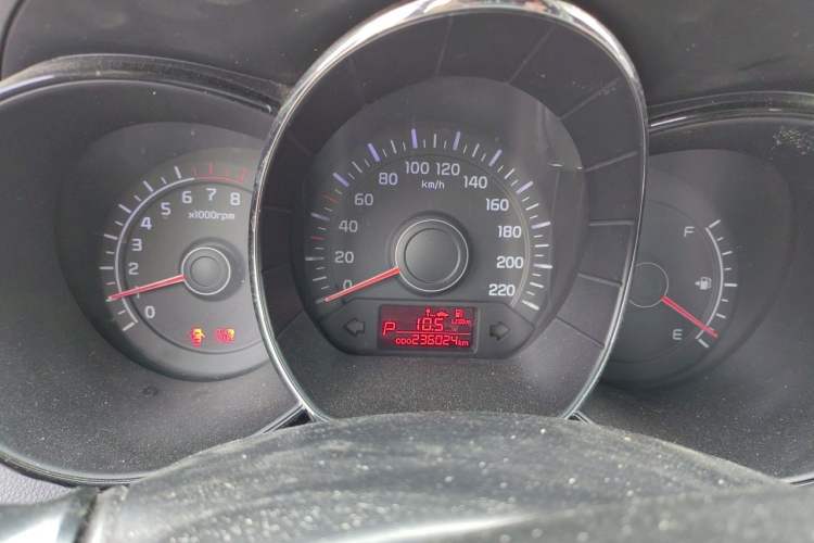 Used Kia K2 2012 Sedan 1.4L Automatic GLS Commemorative Edition Instrument Cluster