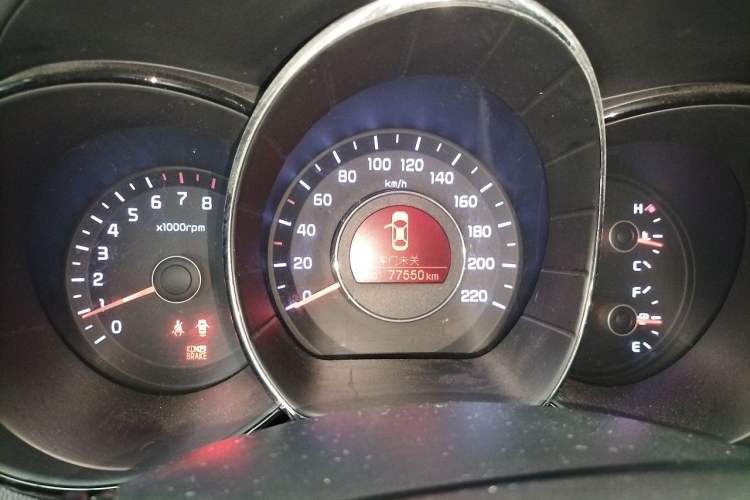 Used Kia K2 2012 Sedan 1.6L Automatic Transmission Premium Commemorative Edition Instrument Cluster