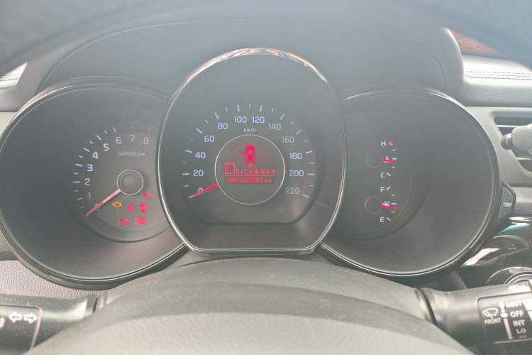 Used Kia K2 2012 Hatchback 1.6L AT Premium Commemorative Edition Instrument Cluster