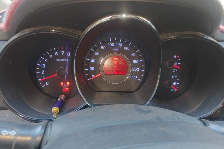 Used Kia K2 2012 Sedan 1.6L AT Premium ECO Instrument Cluster