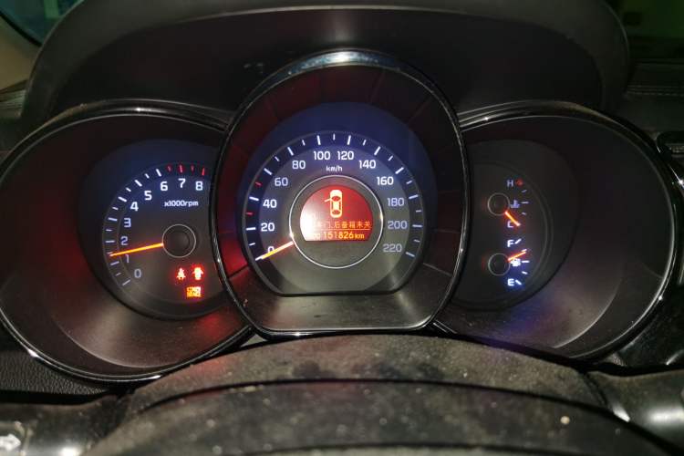 Used Kia K2 2012 Sedan 1.6L Automatic Transmission Premium Commemorative Edition Instrument Cluster