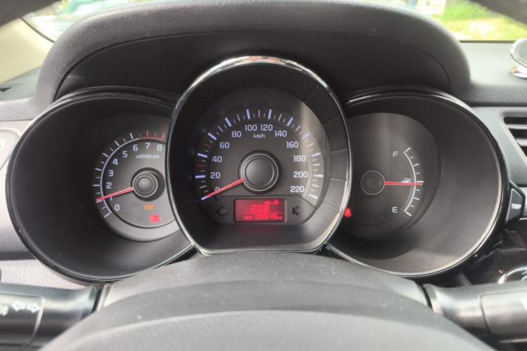 Used Kia K2 2012 Sedan 1.4L MT GLS Commemorative Edition Instrument Cluster