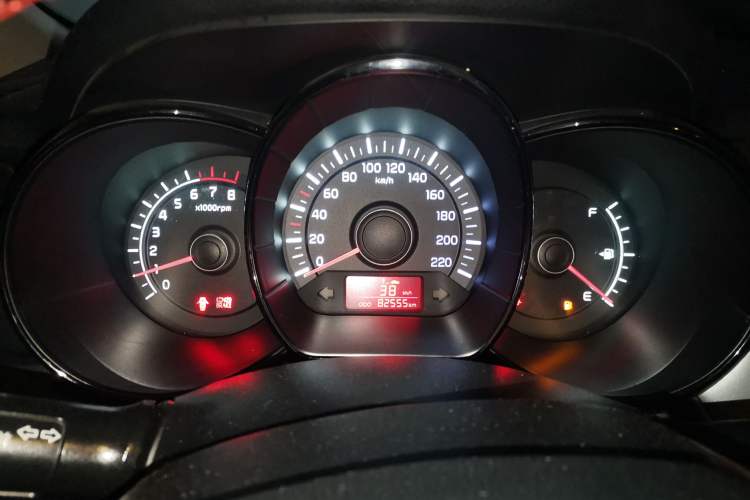 Used Kia K2 2012 Sedan 1.4L MT GLS Commemorative Edition Instrument Cluster