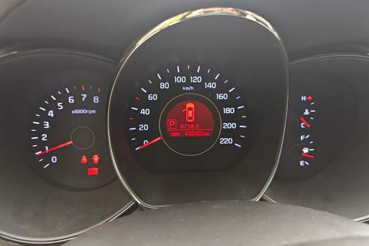 Used Kia K2 2012 Sedan 1.6L Automatic Transmission Premium Commemorative Edition Instrument Cluster