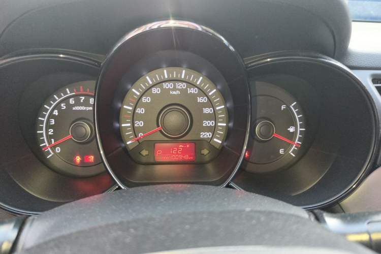 Used Kia K2 2012 Sedan 1.4L Automatic GLS Commemorative Edition Instrument Cluster