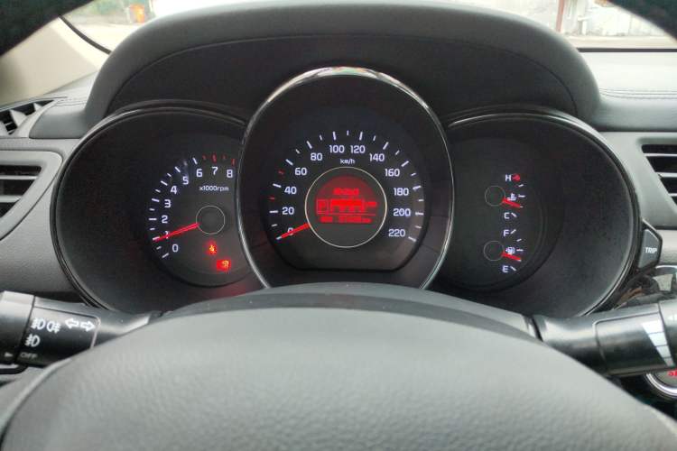 Used Kia K2 2012 Sedan 1.6L Automatic Transmission Premium Commemorative Edition Instrument Cluster