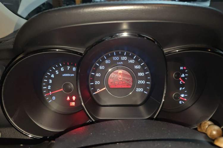 Used Kia K2 2012 Sedan 1.6L Automatic Transmission Premium Commemorative Edition Instrument Cluster