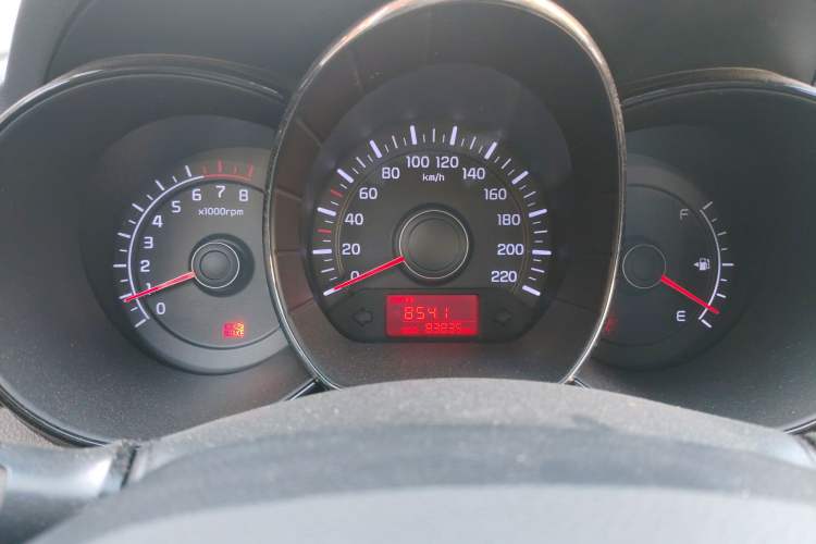 Used Kia K2 2012 Sedan 1.4L MT GLS Commemorative Edition Instrument Cluster