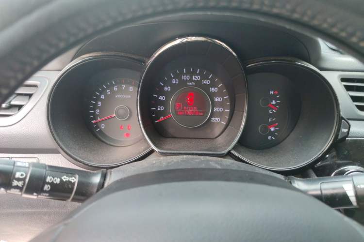 Used Kia K2 2012 Sedan 1.6L Automatic Transmission Premium Commemorative Edition Instrument Cluster