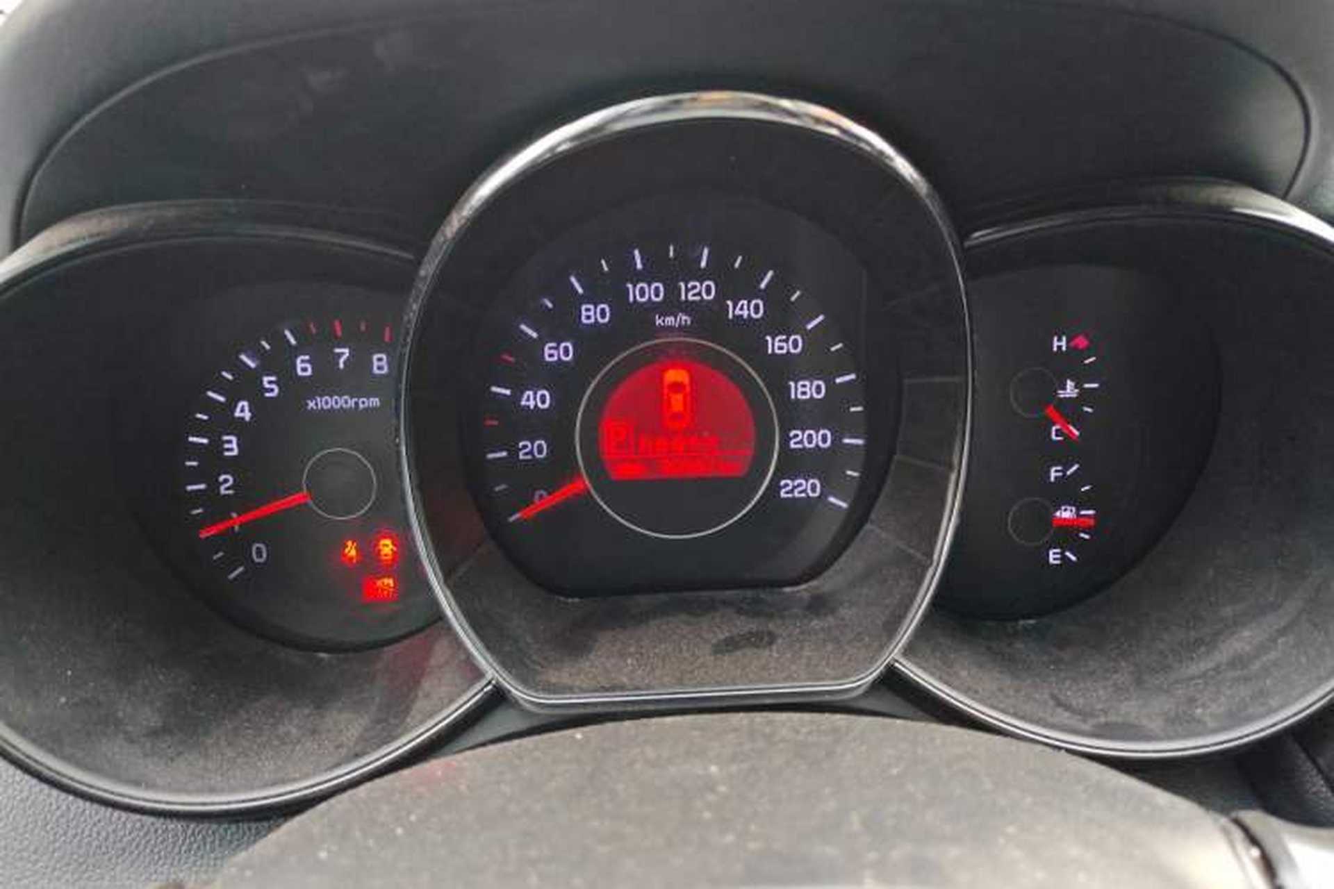 Used Kia K2 2012 Sedan 1.6L Automatic Transmission Premium Commemorative Edition Instrument Cluster