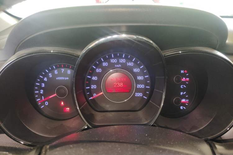 Used Kia K2 2012 Sedan 1.4L MT TOP Commemorative Edition Instrument Cluster