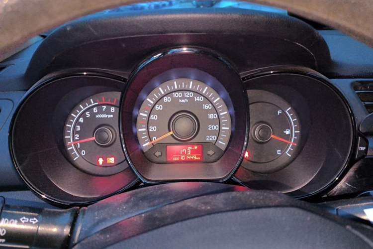 Used Kia K2 2012 Sedan 1.4L MT GLS Commemorative Edition Instrument Cluster