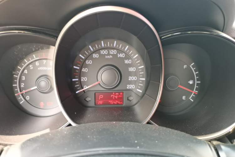 Used Kia K2 2012 Sedan 1.4L Automatic GLS Commemorative Edition Instrument Cluster