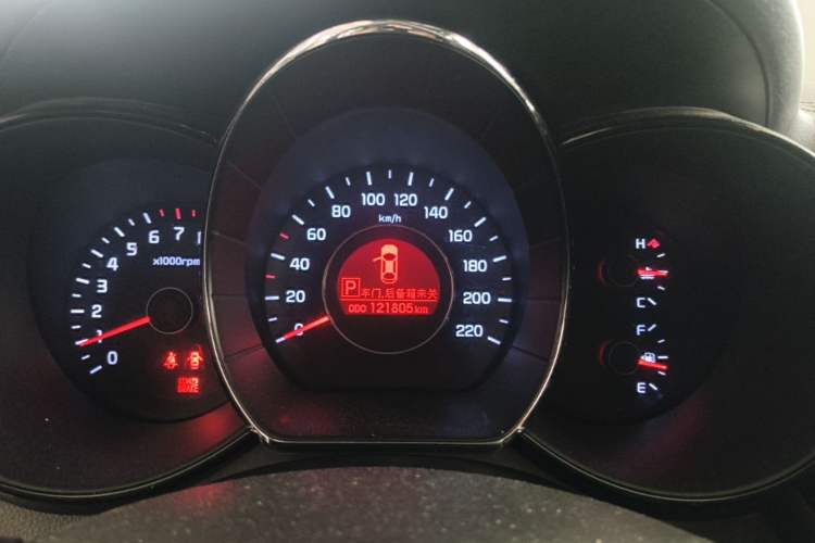 Used Kia K2 2012 Sedan 1.6L Automatic Transmission Premium Commemorative Edition Instrument Cluster