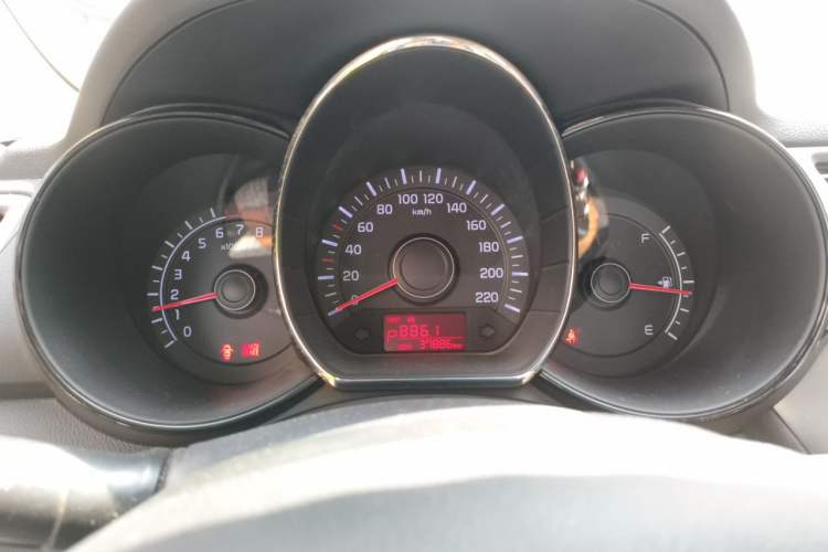 Used Kia K2 2012 Sedan 1.4L Automatic GLS Commemorative Edition Instrument Cluster