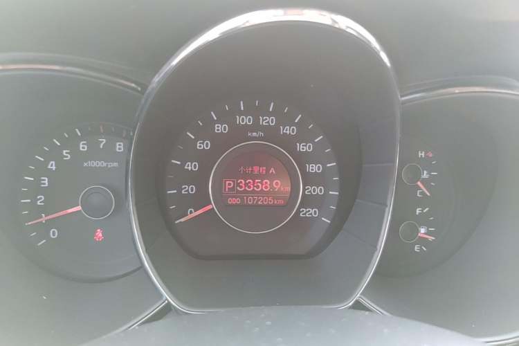 Used Kia K2 2012 Sedan 1.6L Automatic Transmission Premium Commemorative Edition Instrument Cluster
