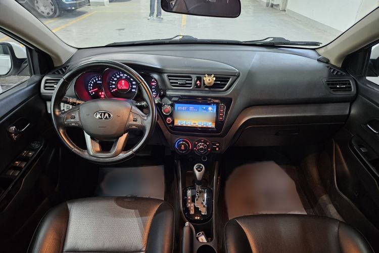 Used Kia K2 2012 Hatchback 1.6L AT Premium Interior 3