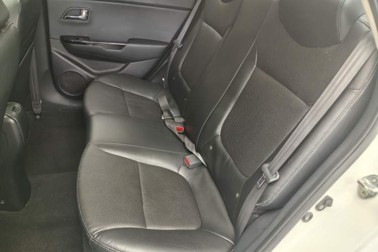 Used Kia K2 2012 Sedan 1.6L Automatic Transmission Premium Commemorative Edition Interior 3