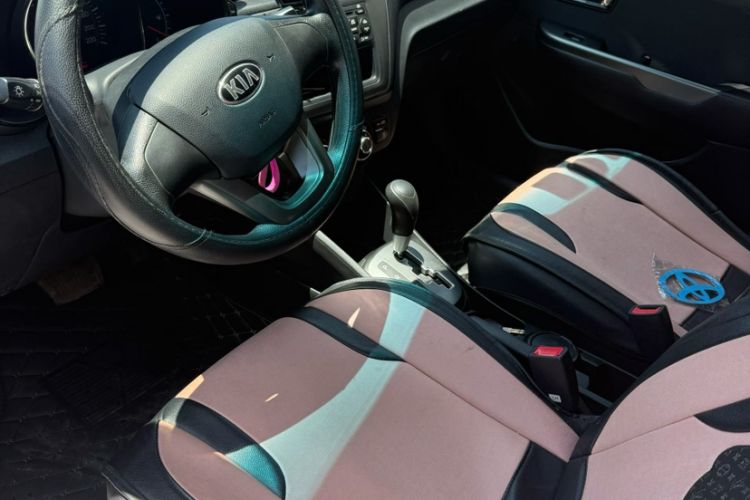 Used Kia K2 2012 Sedan 1.4L Automatic GLS Commemorative Edition Interior 3