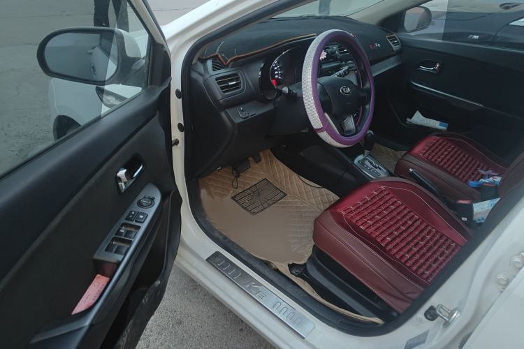 Used Kia K2 2012 Sedan 1.4L Automatic GLS Commemorative Edition Interior 3