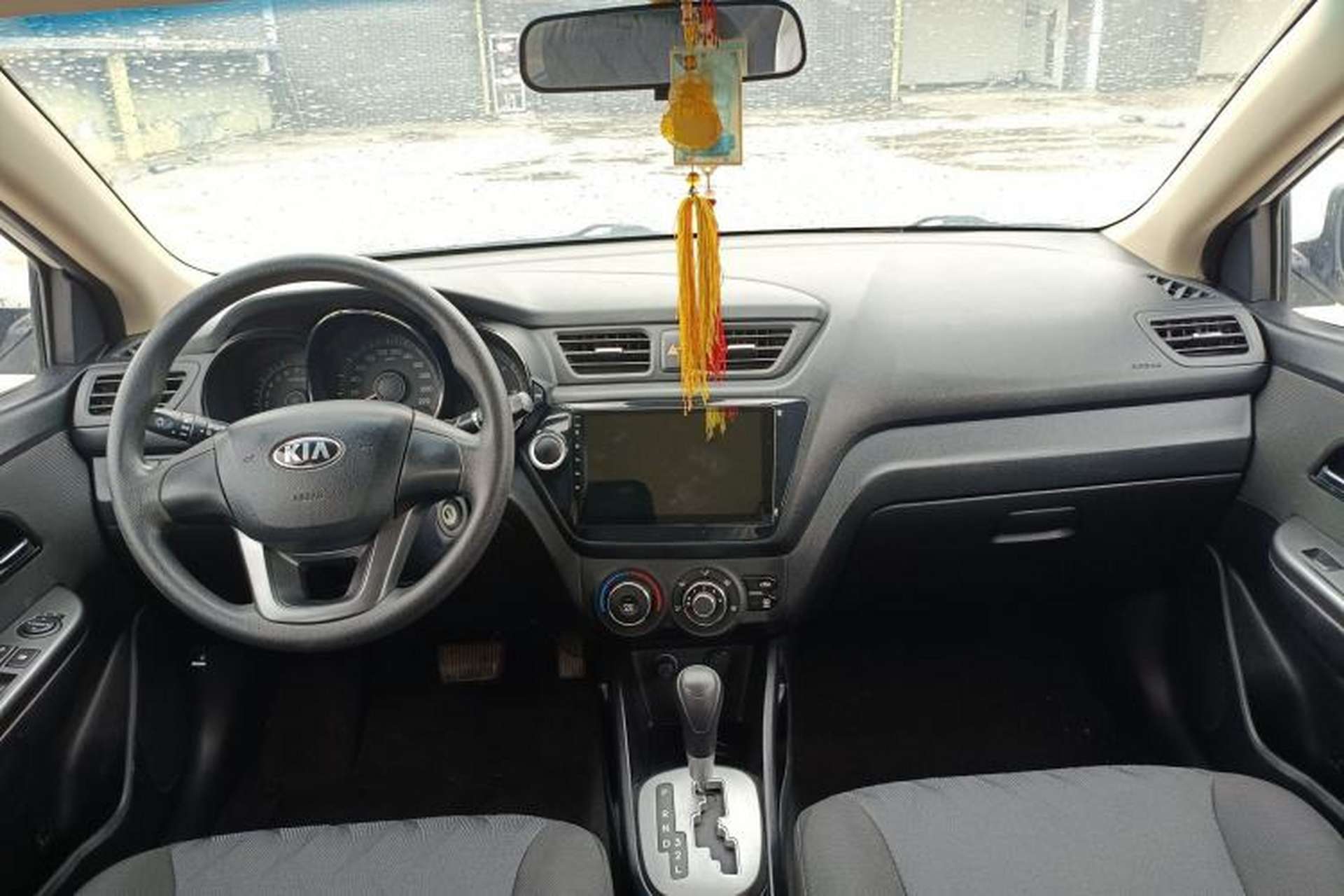 Used Kia K2 2012 Sedan 1.4L Automatic GLS Commemorative Edition Interior 5