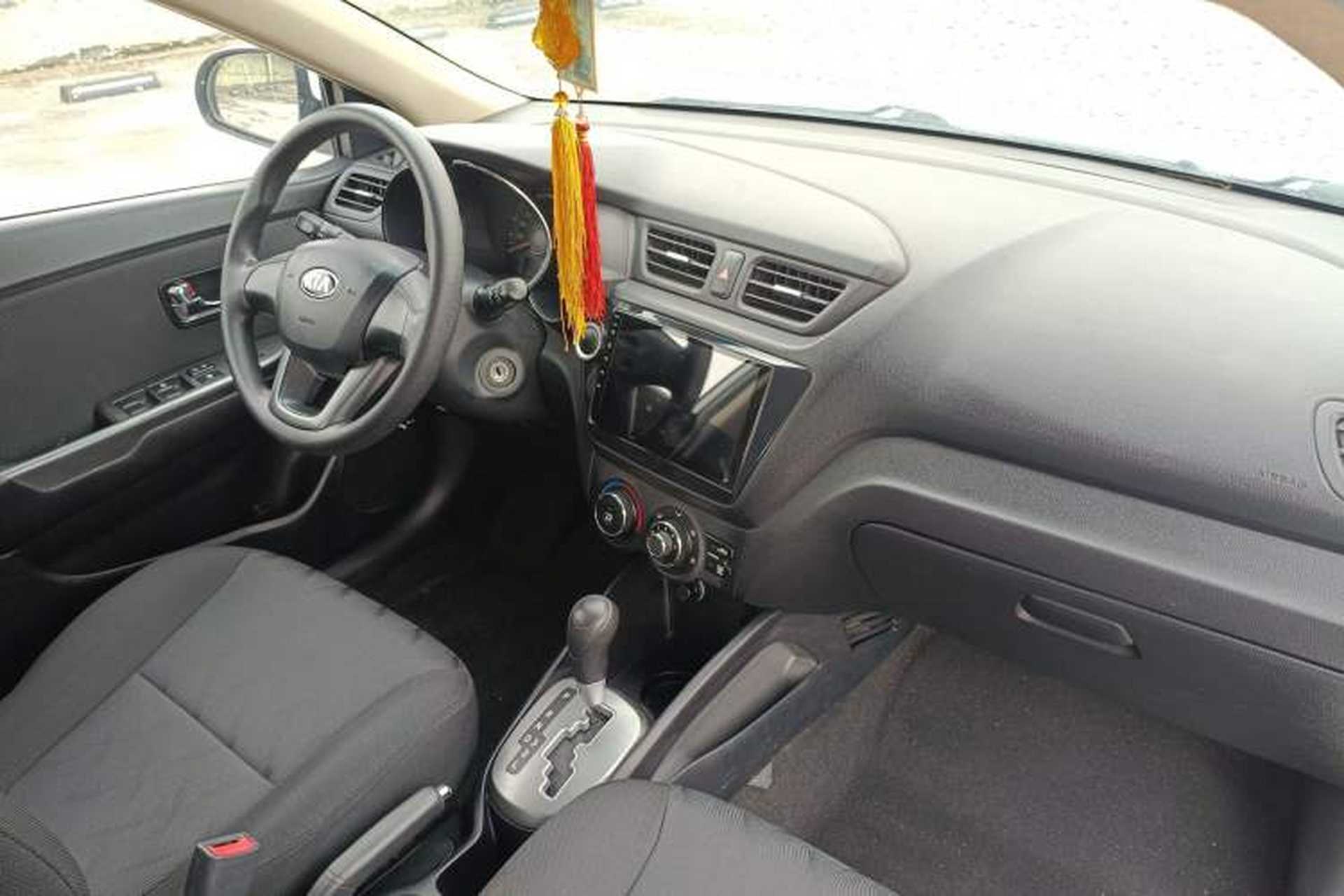 Used Kia K2 2012 Sedan 1.4L Automatic GLS Commemorative Edition Interior 6