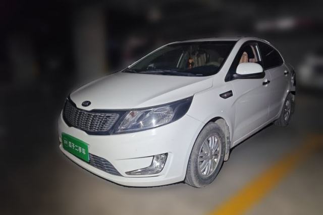 Kia K2 2012 Sedan 1.4L Automatic GLS Commemorative Edition usado