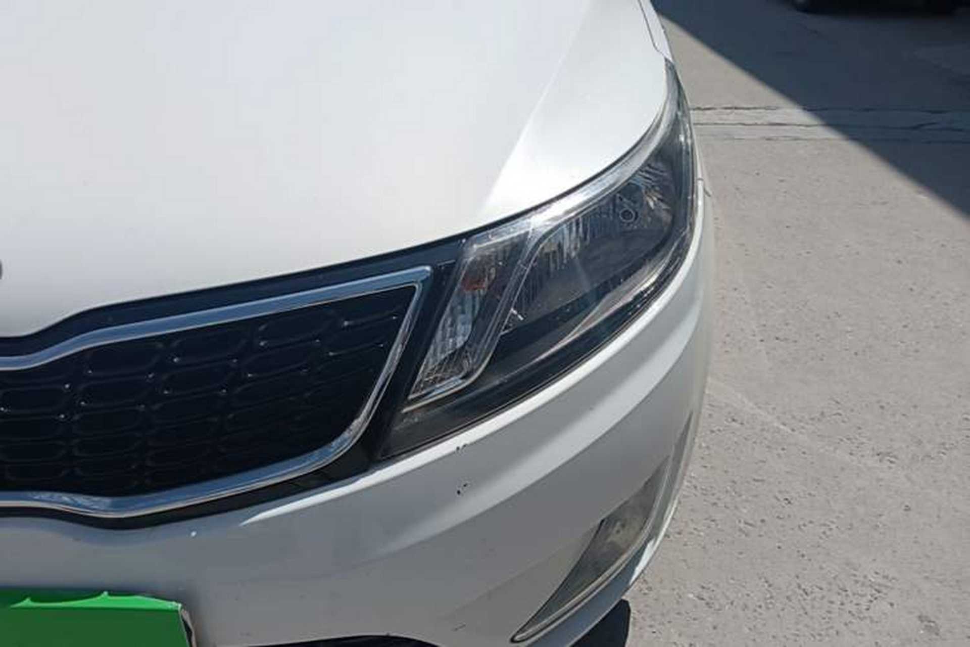 Used Kia K2 2012 Hatchback 1.4L Automatic Cool Edition Left Front Headlight
