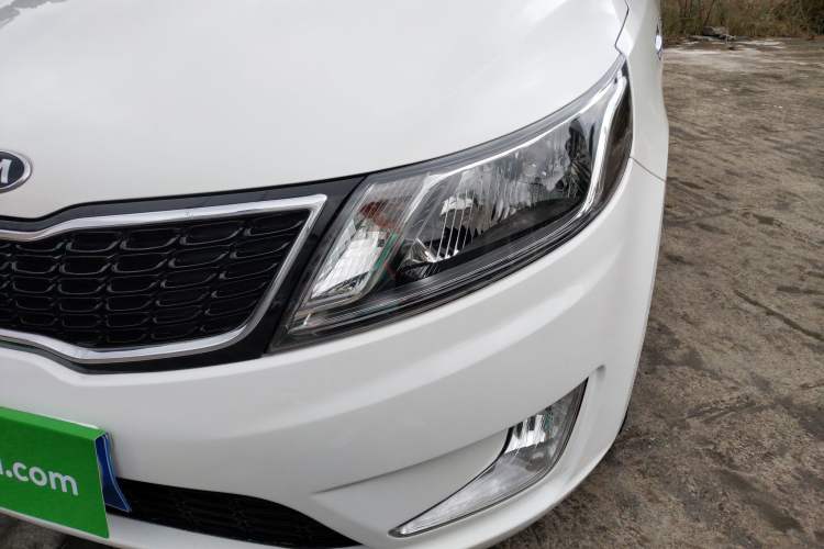 Used Kia K2 2012 Sedan 1.6L Automatic Transmission Premium Commemorative Edition Left Front Headlight