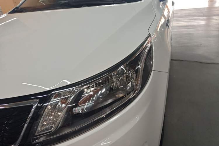 Used Kia K2 2012 Sedan 1.6L Automatic Transmission Premium Commemorative Edition Left Front Headlight