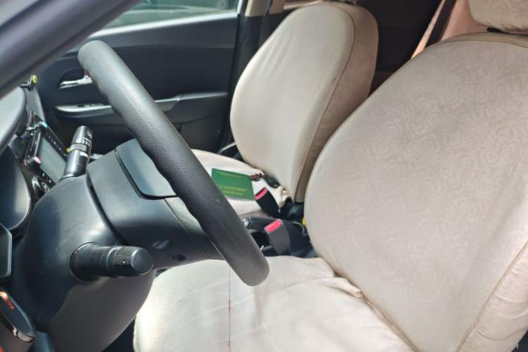 Used Kia K2 2012 Sedan 1.4L MT GL Commemorative Edition Left Front Seat