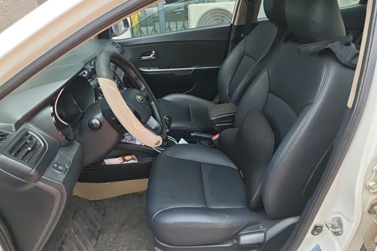 Used Kia K2 2012 Sedan 1.4L MT GLS Commemorative Edition Left Front Seat