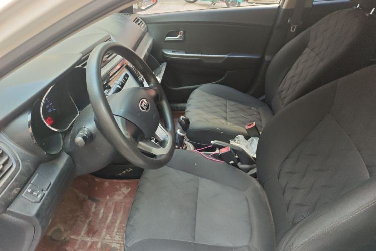 Used Kia K2 2012 Sedan 1.4L MT GLS Commemorative Edition Left Front Seat