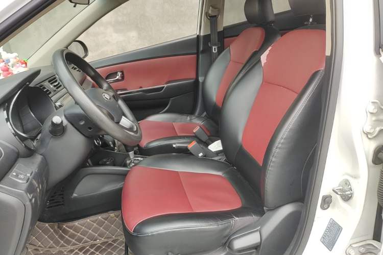 Used Kia K2 2012 Hatchback 1.4L Automatic Cool Edition Left Front Seat