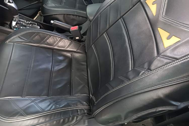 Used Kia K2 2012 Sedan 1.6L Automatic Transmission Premium Commemorative Edition Left Front Seat
