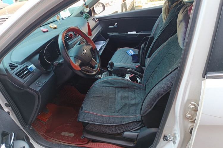 Used Kia K2 2012 Sedan 1.4L MT GLS Commemorative Edition Left Front Seat