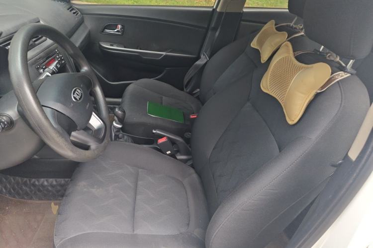 Used Kia K2 2012 Sedan 1.4L MT GLS Commemorative Edition Left Front Seat