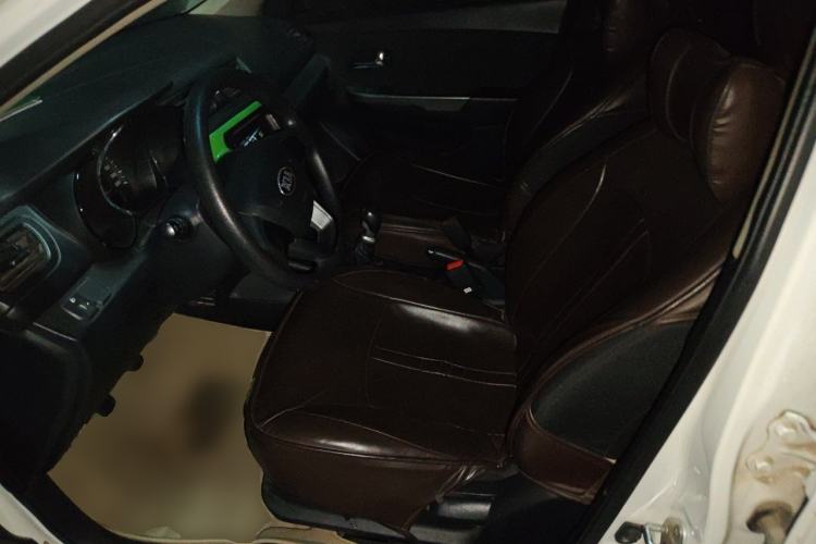 Used Kia K2 2012 Sedan 1.4L MT GLS Commemorative Edition Left Front Seat