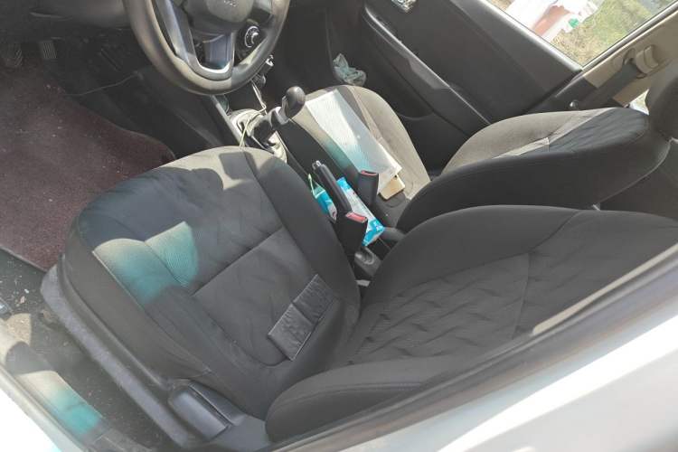Used Kia K2 2012 Sedan 1.4L MT GLS Commemorative Edition Left Front Seat