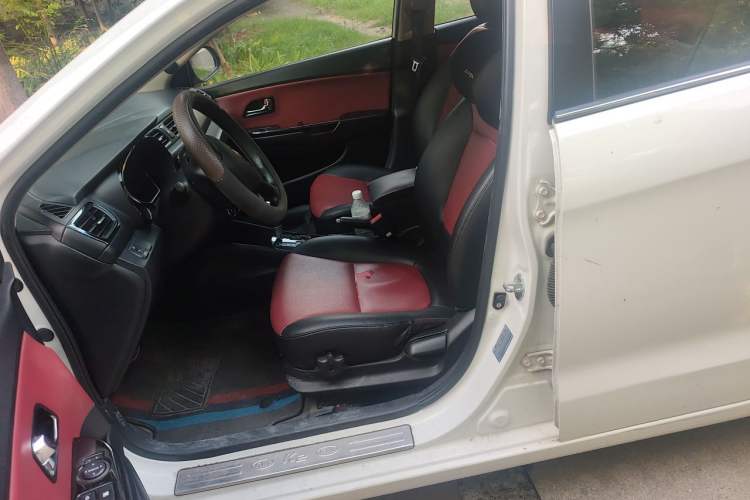 Used Kia K2 2012 Hatchback 1.4L Automatic Cool Edition Left Front Seat