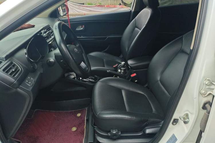 Used Kia K2 2012 Hatchback 1.6L AT Premium Commemorative Edition Left Front Seat