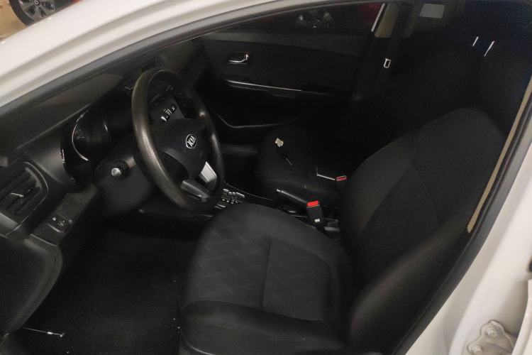 Used Kia K2 2012 Sedan 1.4L Automatic GLS Commemorative Edition Left Front Seat