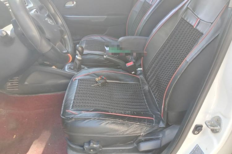 Used Kia K2 2012 Sedan 1.4L MT TOP Commemorative Edition Left Front Seat