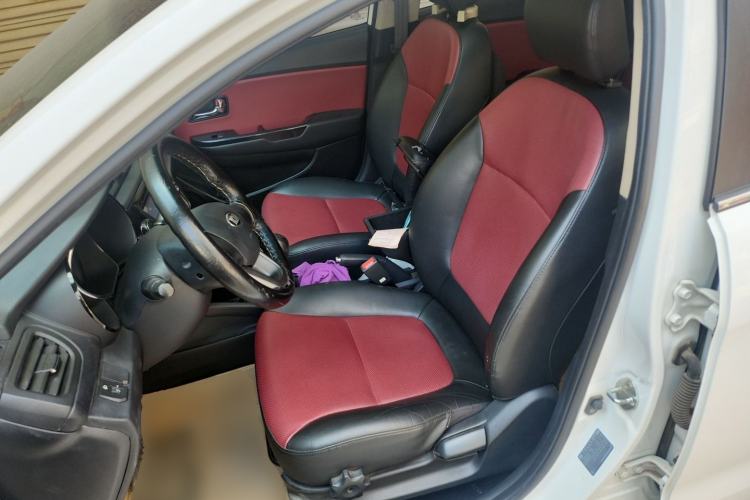 Used Kia K2 2012 Hatchback 1.4L MT Cool Edition Commemorative Model Left Front Seat