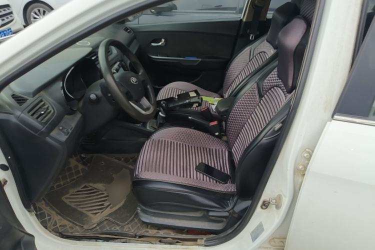 Used Kia K2 2012 Sedan 1.4L MT GLS Commemorative Edition Left Front Seat