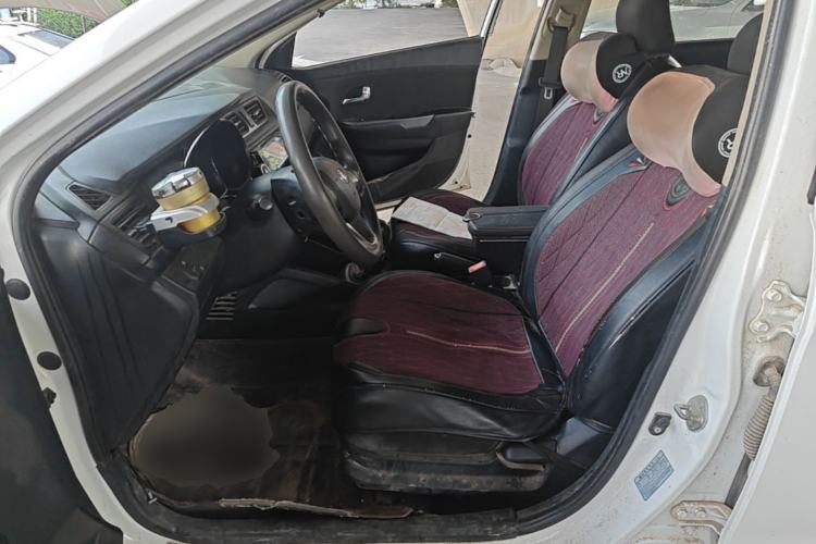 Used Kia K2 2012 Sedan 1.4L MT GLS Commemorative Edition Left Front Seat