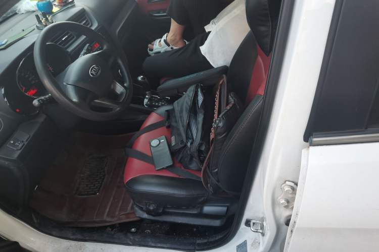Used Kia K2 2012 Hatchback 1.4L Automatic Cool Edition Left Front Seat