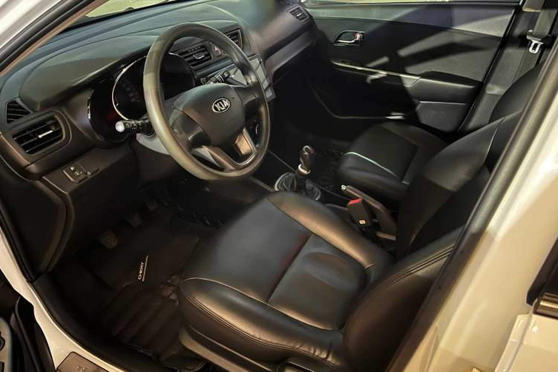 Used Kia K2 2012 Sedan 1.4L MT GLS Commemorative Edition Left Front Seat
